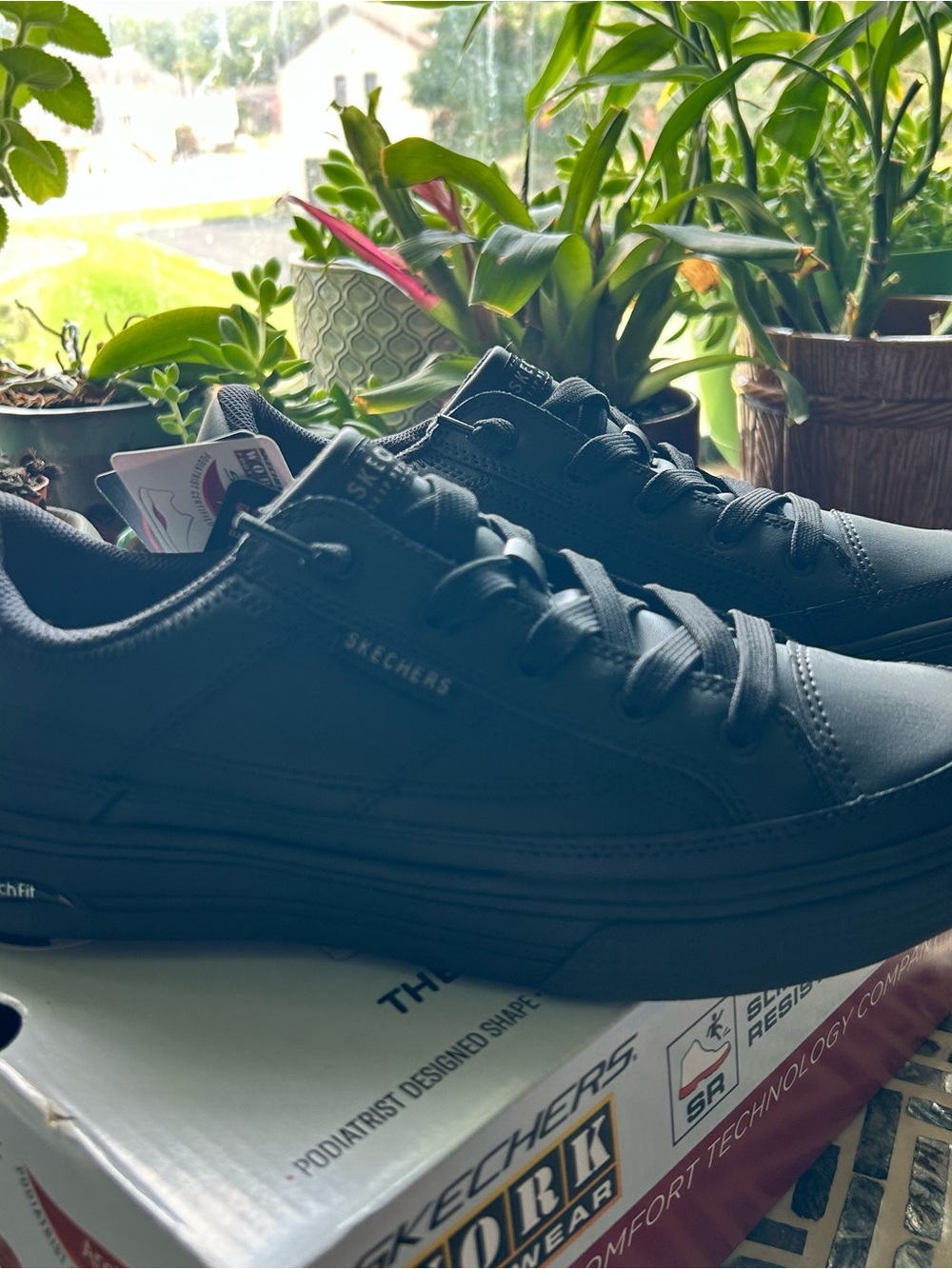 Skechers Work WOMEN'S 108240 ARCH FIT ARCADE SLIP RESISTANT Black SHOES size 9 - Picture 5 of 6